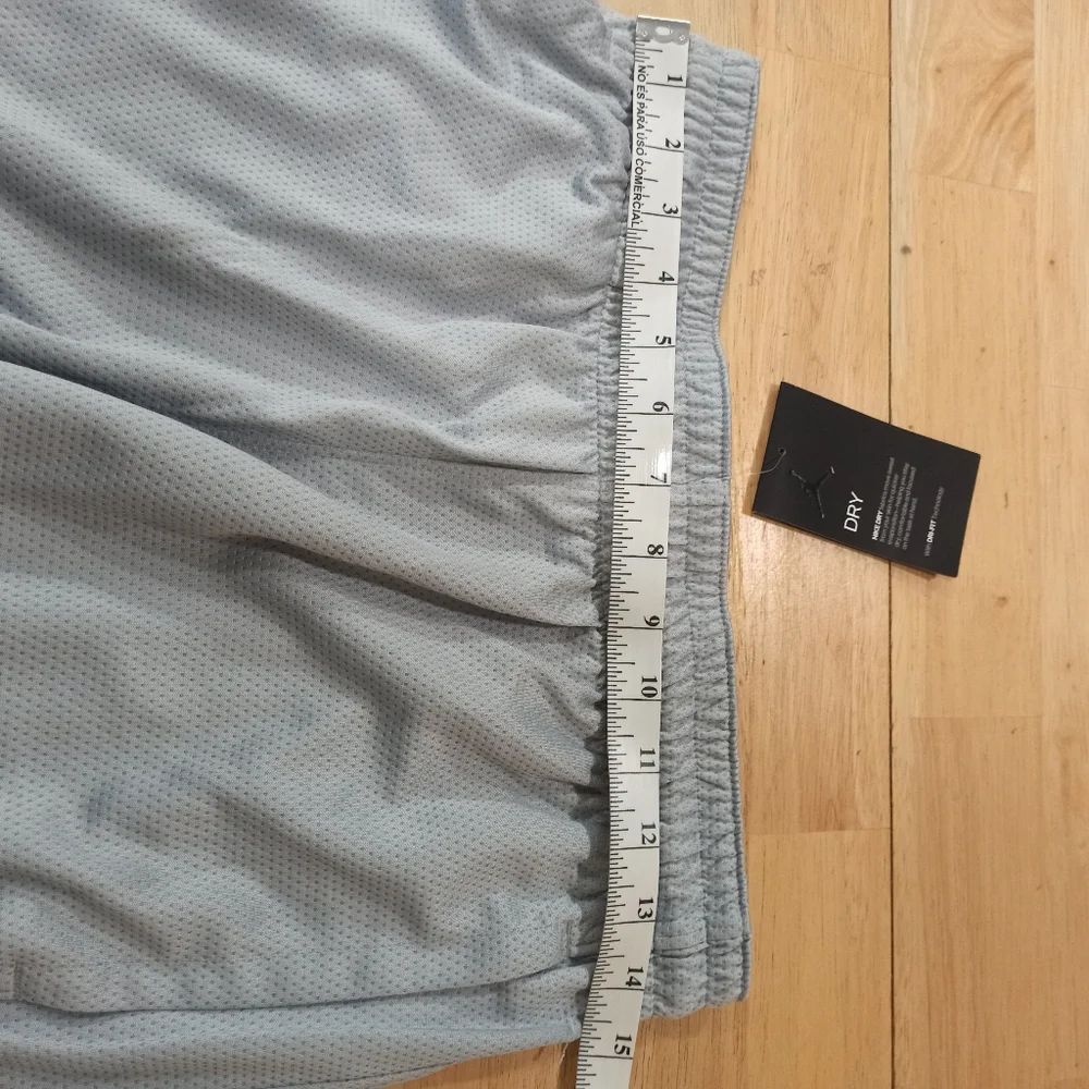 Nike Air Jordan Dri-Fit Triangle Basketball Shorts Grey men’s S, NWT - Picture 13 of 16